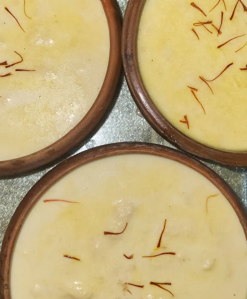 Roshmalai Cake